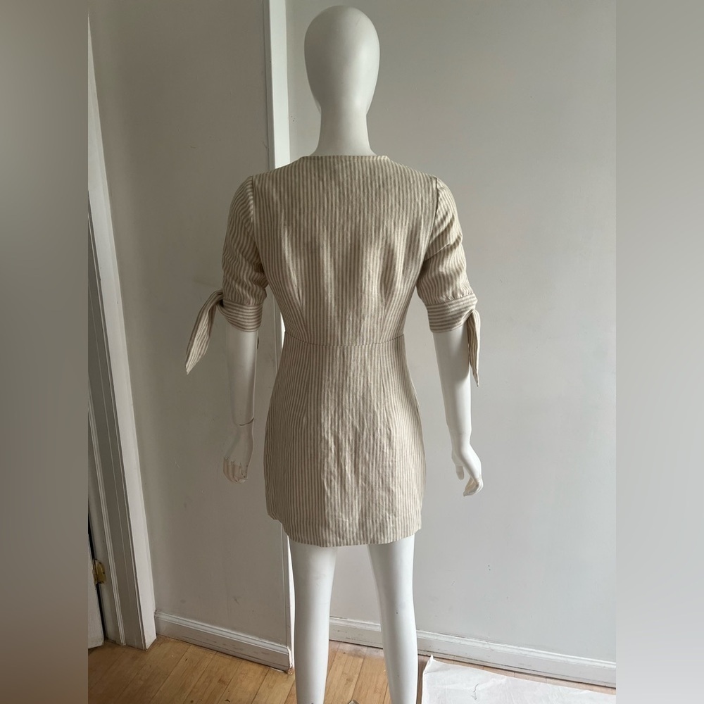 AU8/US4 Shona Joy Short Sleeve Linen Mini Dress Beige Striped REVOLVE $360 - Picture 4 of 9